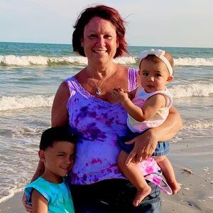 Meet your Posher, Linda